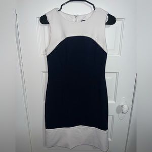 Navy blue and White Tommy Hilfiger size 4 dress